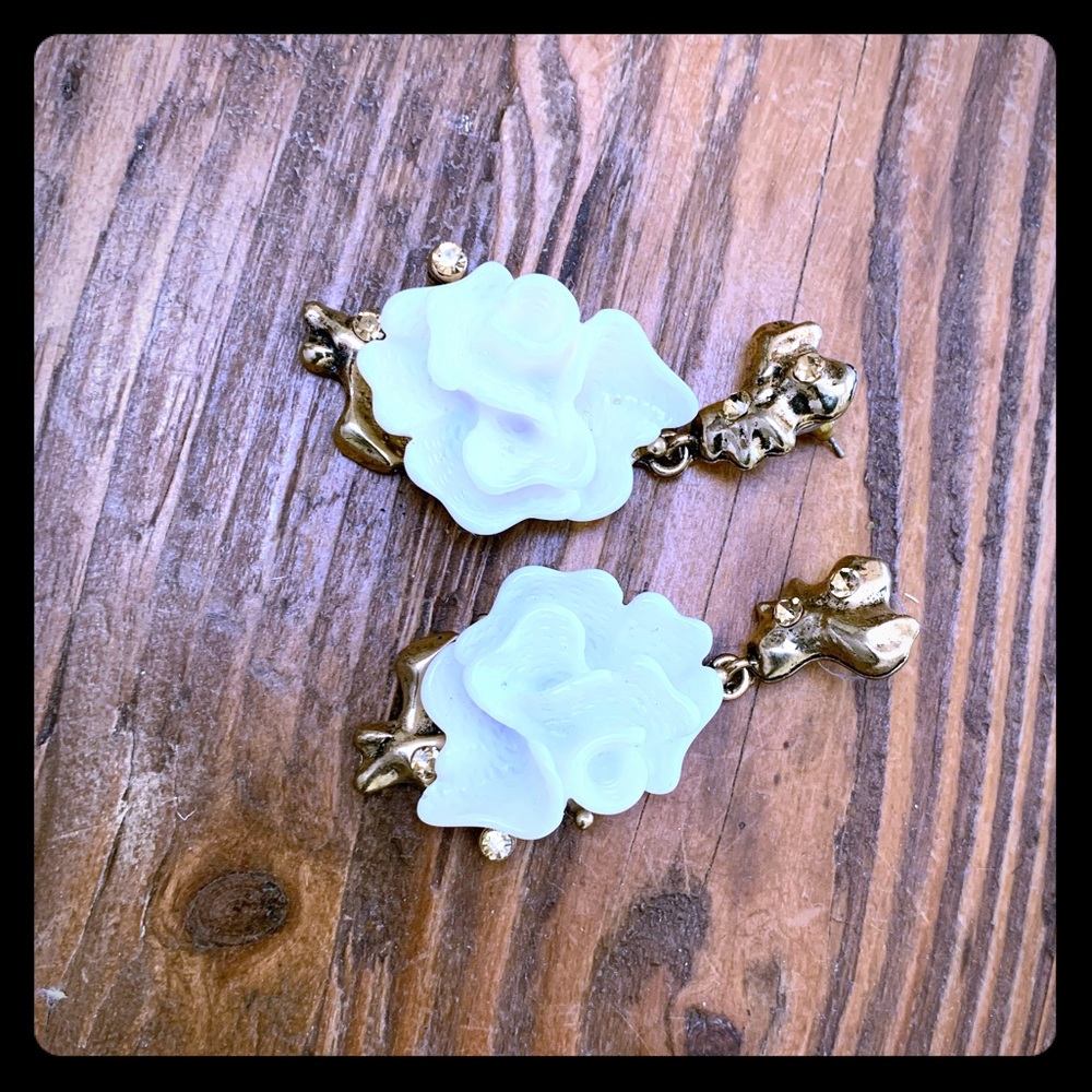 Fabulous interesting coral shaped modern earrings